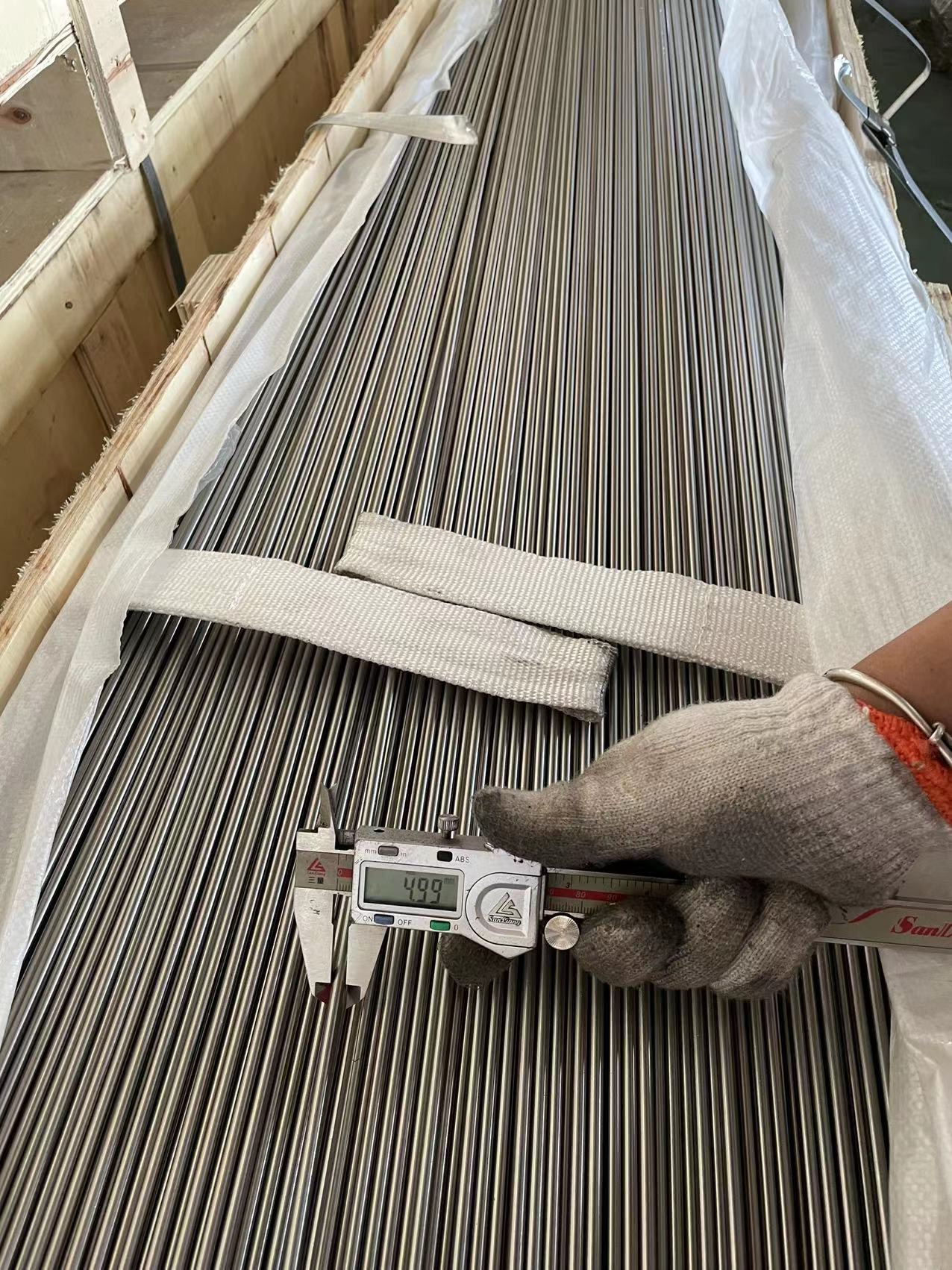 Cấp cây đặc thép không gỉ SUS303Cu phi 5mm dài 3000mm