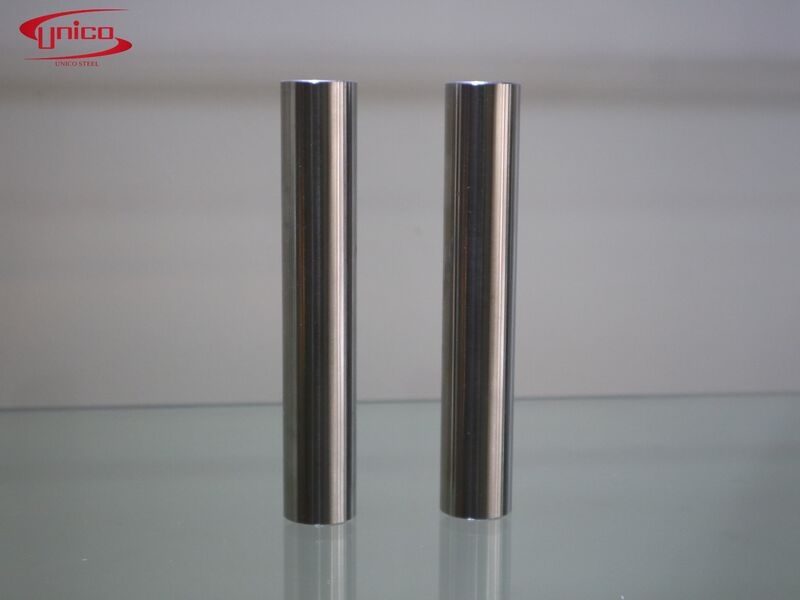 bề mặt ống inox 304L