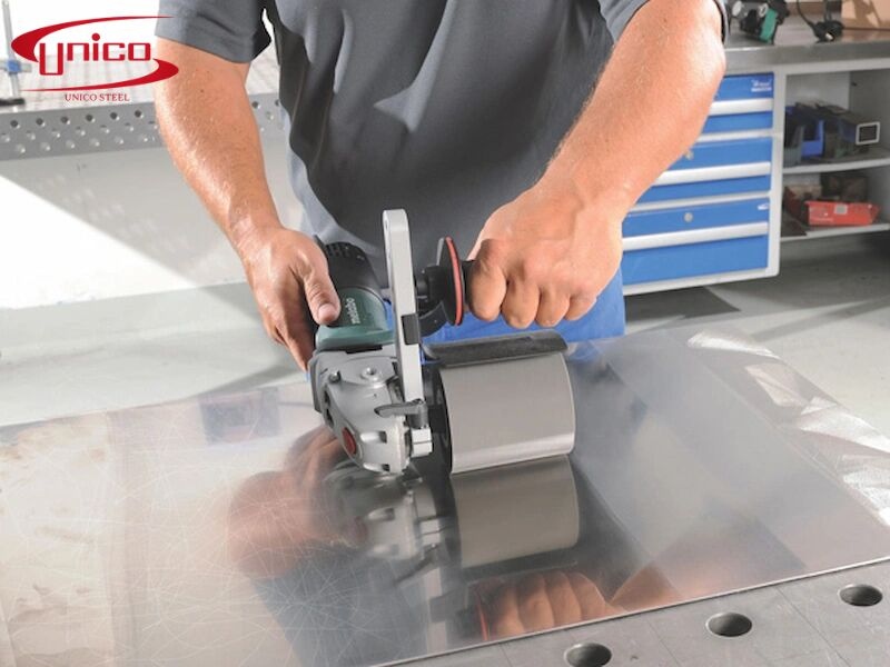 c&aacute;ch đ&aacute;nh b&oacute;ng inox bị xước theo mức độ