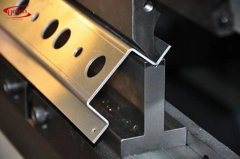 gia c&ocirc;ng tấm inox mỏng