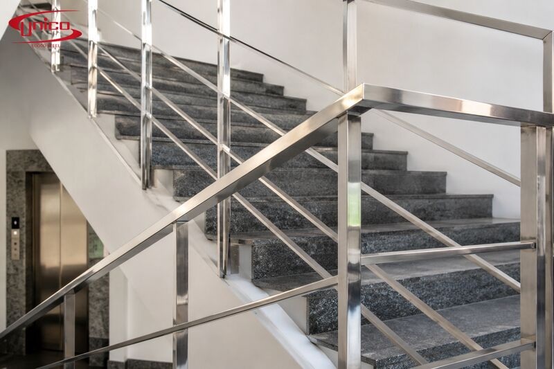 ứng dụng inox hộp chữ nhật 304