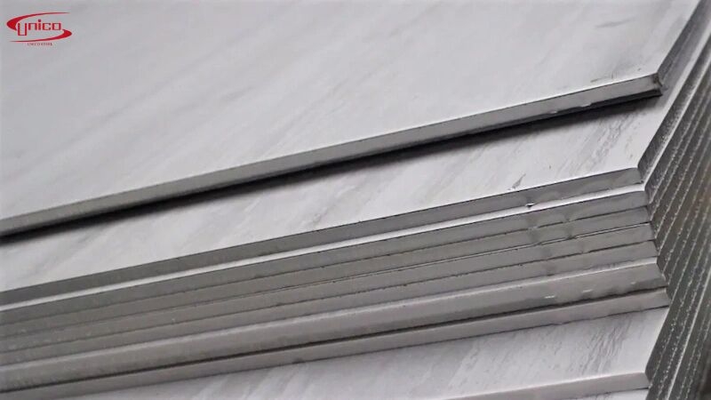 yếu tố ảnh hưởng gi&aacute; tấm inox
